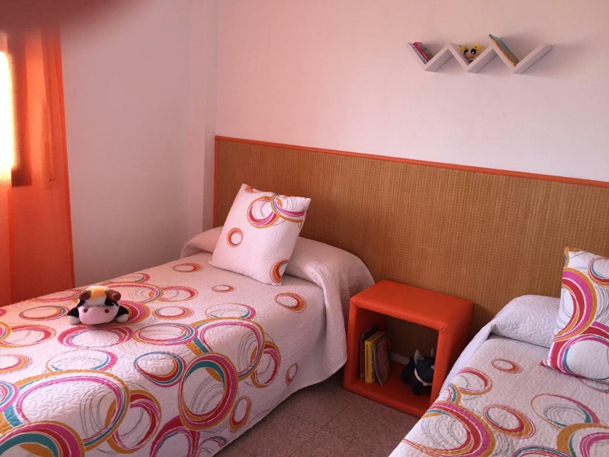 Bonito Y Acogedor Apartamento Con Fibra Salou Exterior photo