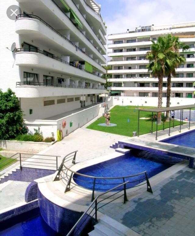 Bonito Y Acogedor Apartamento Con Fibra Salou Exterior photo